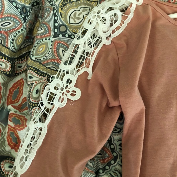 Very pretty dress - Picture 2 of 3